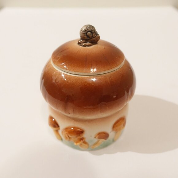 🍄 Vintage Ceramic Mushroom Theme Teapot with Snail Handle Lid 🍄 - Picture 7 of 13